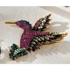 Pink hummingbird brooch
